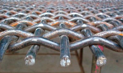 7-Malla-acero-negro-zaranda1-800x475-1-1